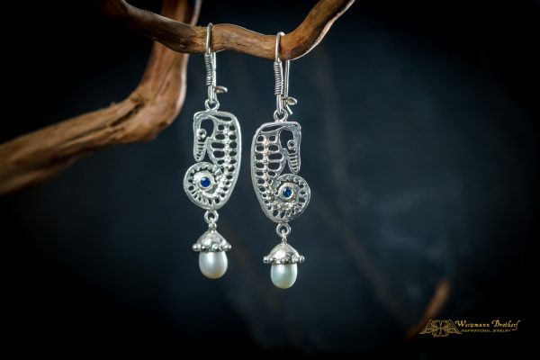 seahorse earrings 
